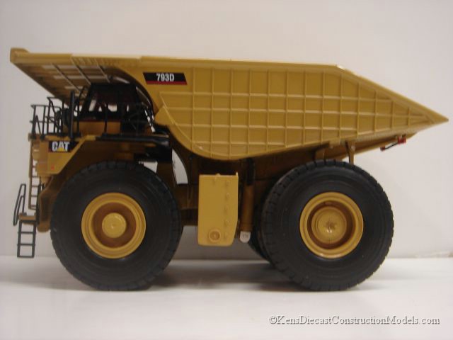 CAT 793D